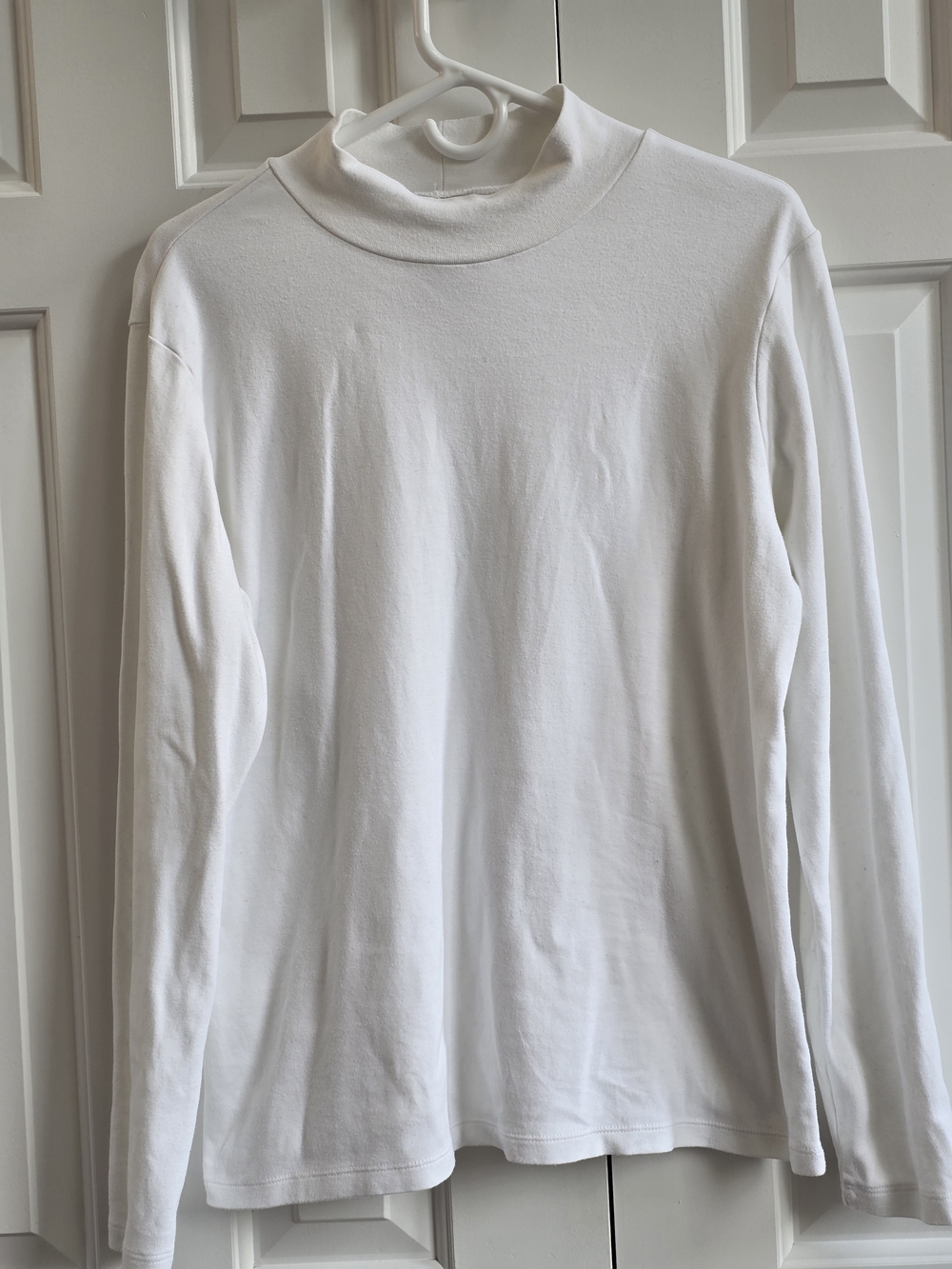 St. John's Bay White Turtleneck Long-Sleeve Top